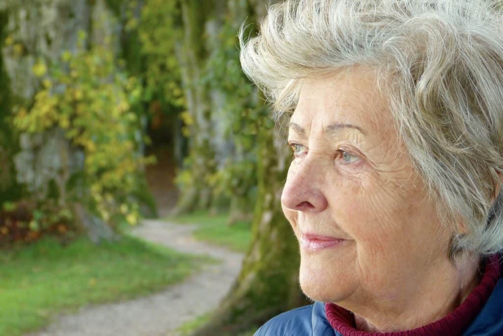 Une sénior en pleine solitude