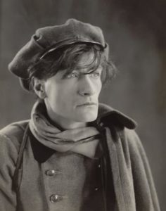 Antonin Artaud en 1926 Antonin Artaud en 1926
